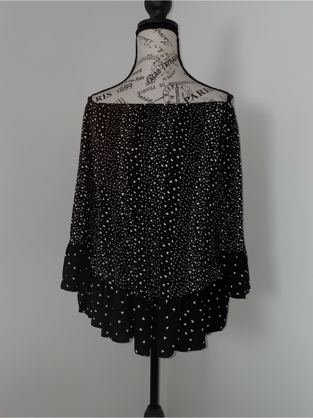 Style & Co. Black and White Abstract Print Smocked Top
